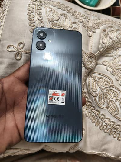 Samsung Mobile A06