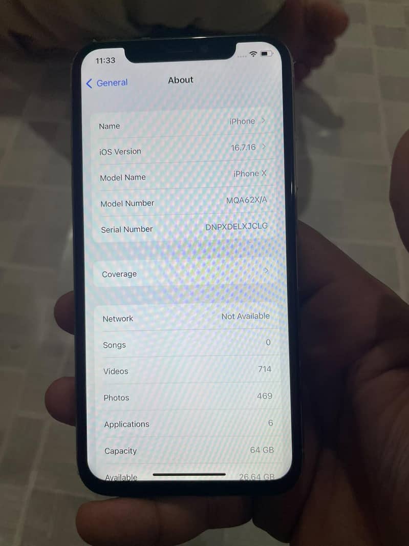 Apple iPhone X 4
