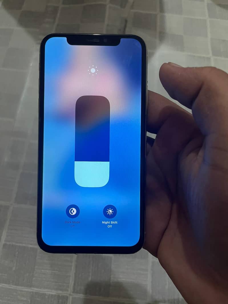 Apple iPhone X 5