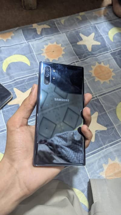 Samsung Mobile Note 10 Plus penal change  exchange possible