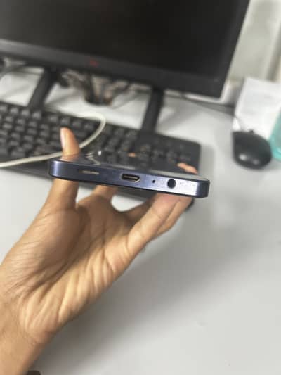 Samsung Mobile A06