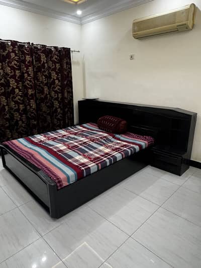 DOUBLE BED WITH DRESSING