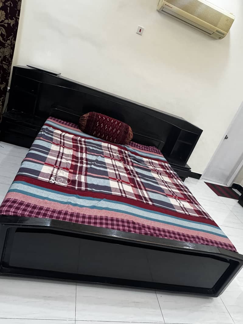 DOUBLE BED WITH DRESSING 1