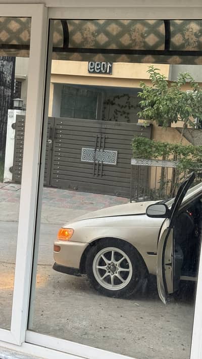 Toyota Corolla GLI 1998