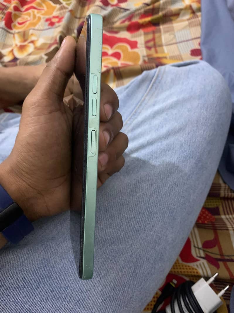 Tecno SPARK 30C 3