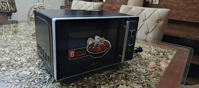 Dawlance microwave oven MD7 (Outside painted)
