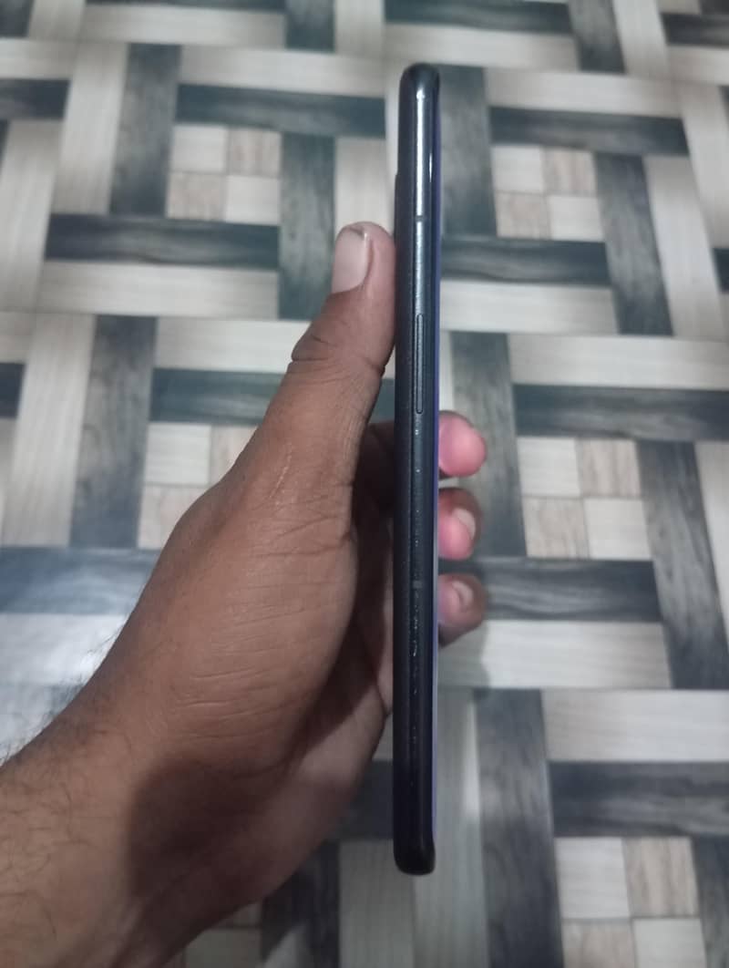 One Plus 10 Pro 4