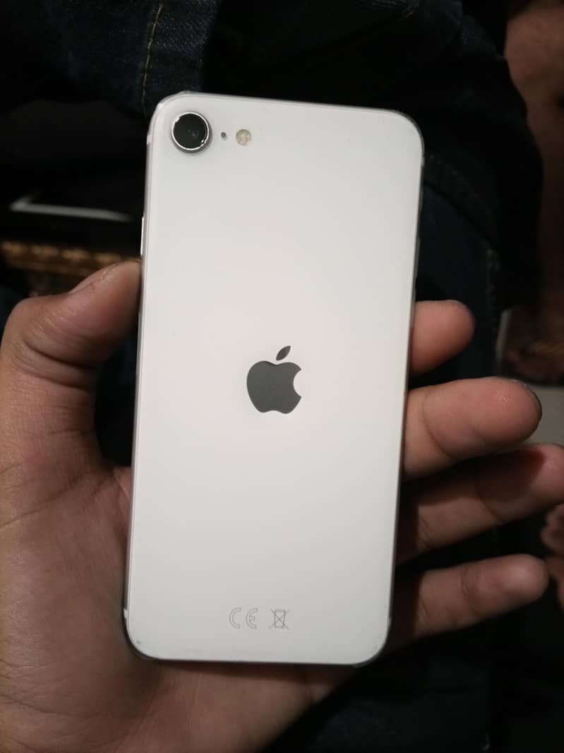 Apple iPhone SE 0