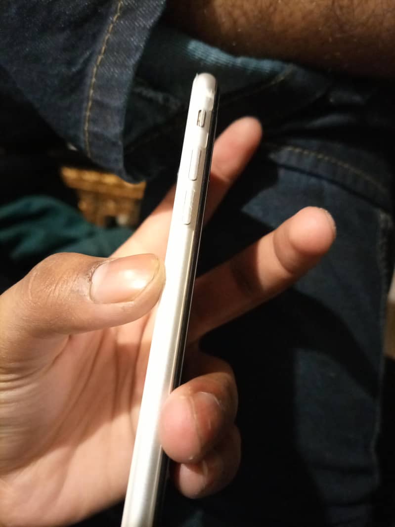 Apple iPhone SE 2