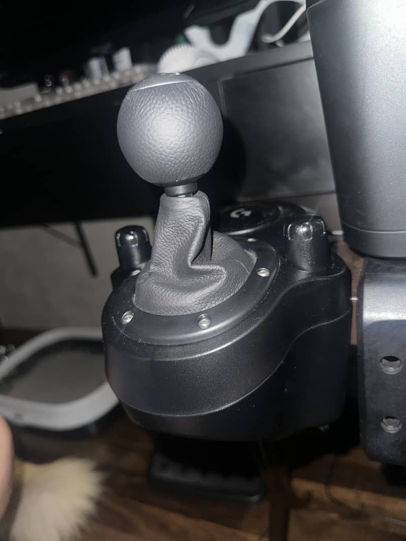 Logitech G923 & Shifter 4