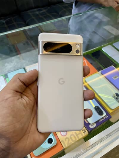 Google Pixel 8 Pro