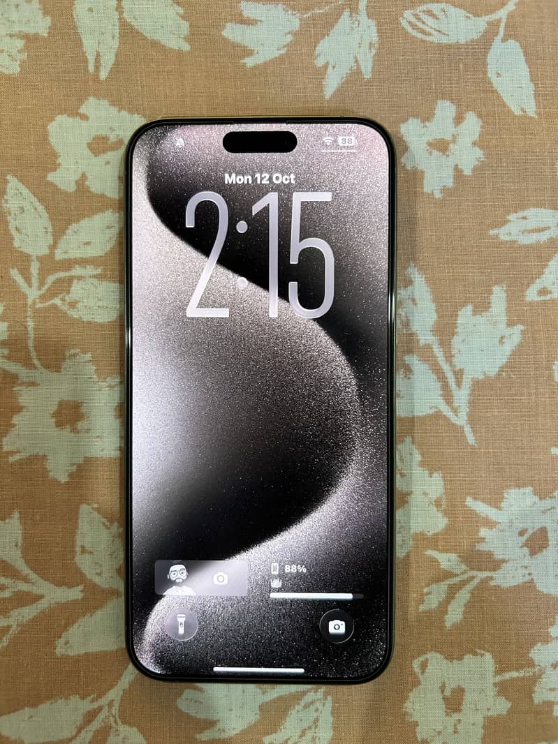 Apple iPhone 15 Pro Max 0