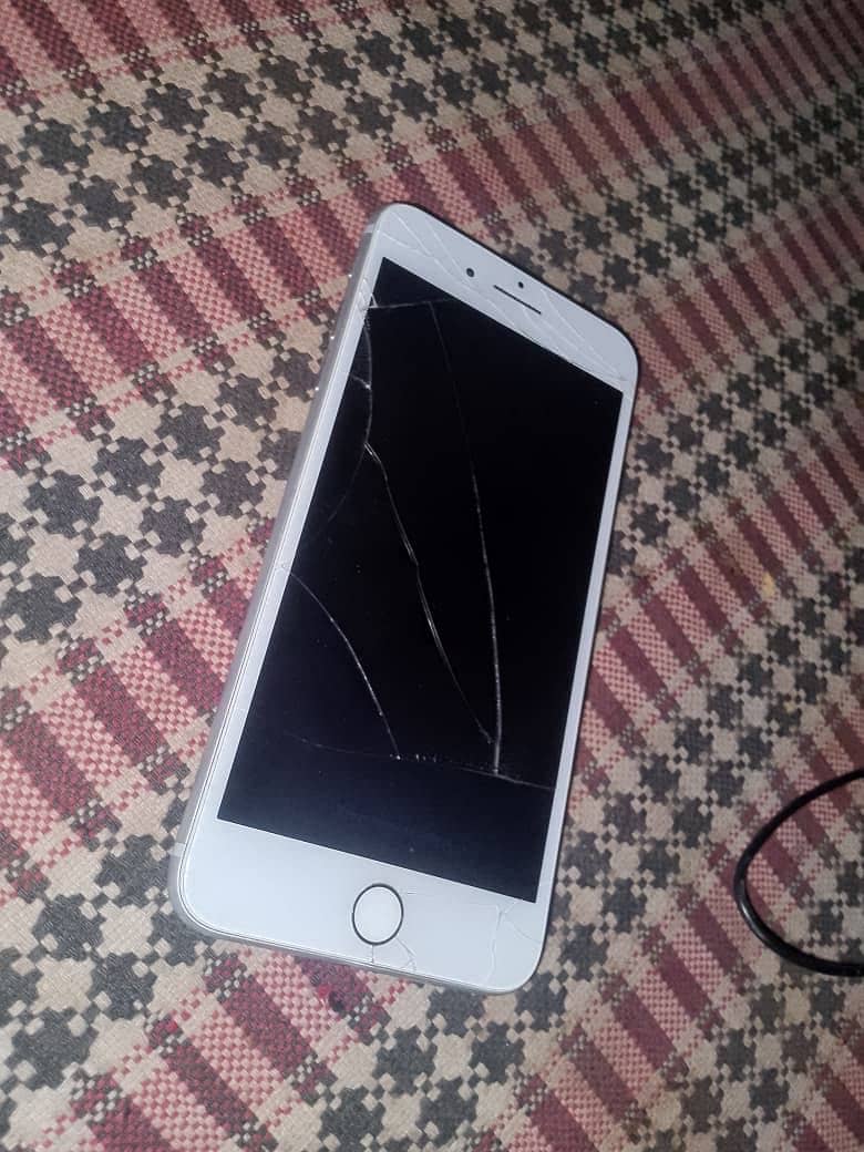 Apple iPhone 7 Plus 2