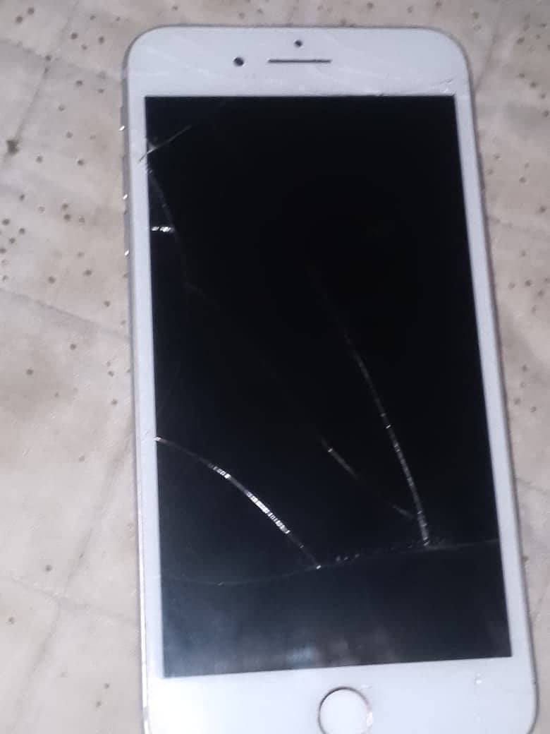 Apple iPhone 7 Plus 12