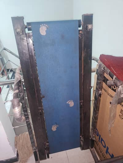 Manual Treadmill Big Size Minor Used