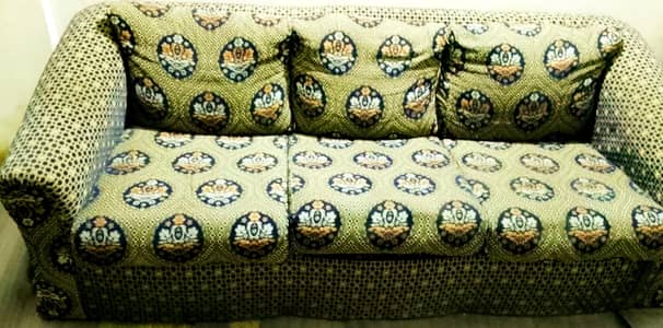 Sofa 3 Seater  10/8.5