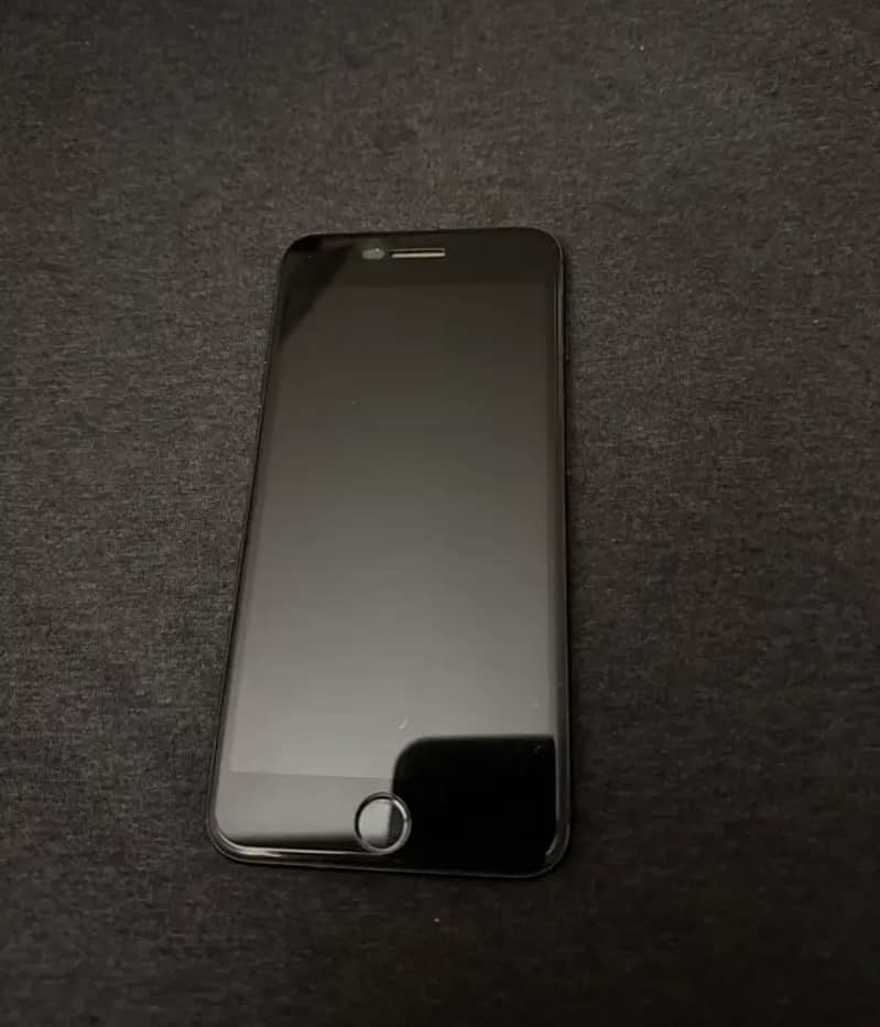 Apple iPhone 7 Plus 0