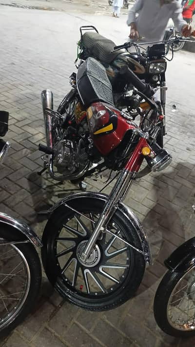 CG125