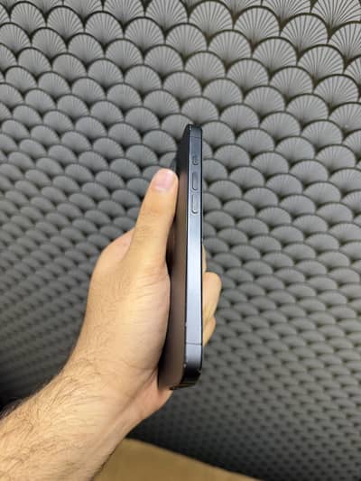 Apple iPhone 15 Pro