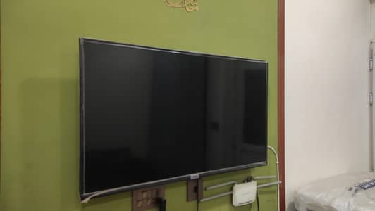 Tcl 43" led