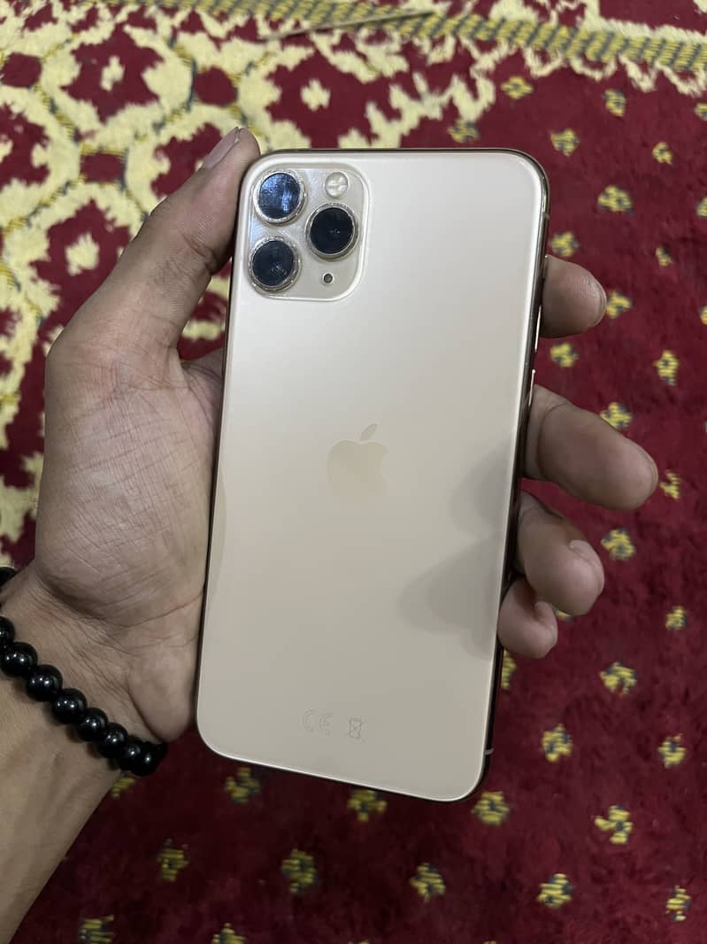 Apple iPhone 11 Pro 2