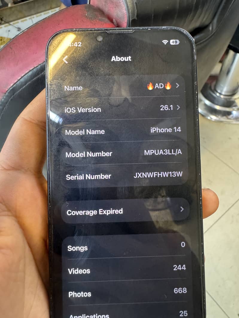 Apple iPhone 14 3