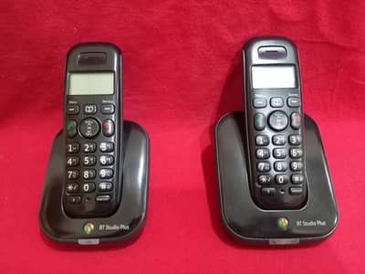 Cordless phone with wirless intercom