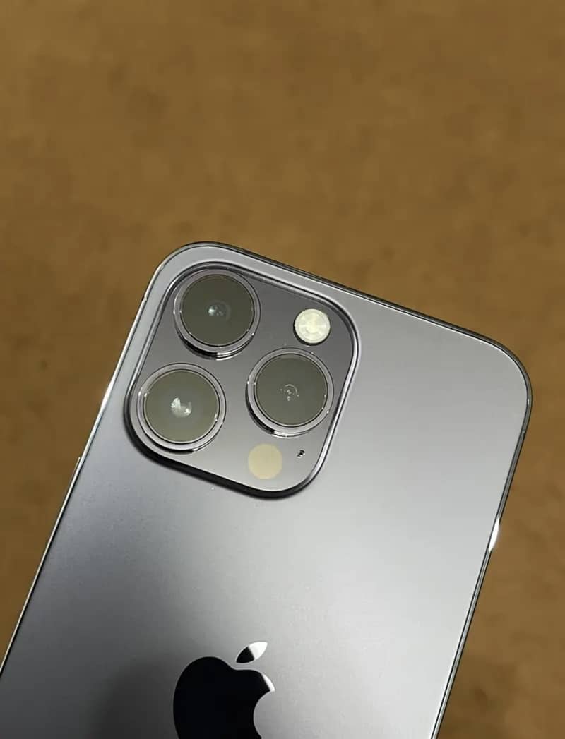Iphone 14 pro max jv 3