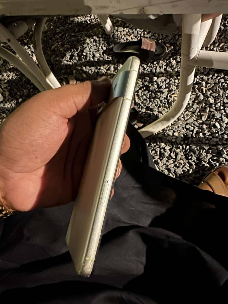 Google Pixel 7 5