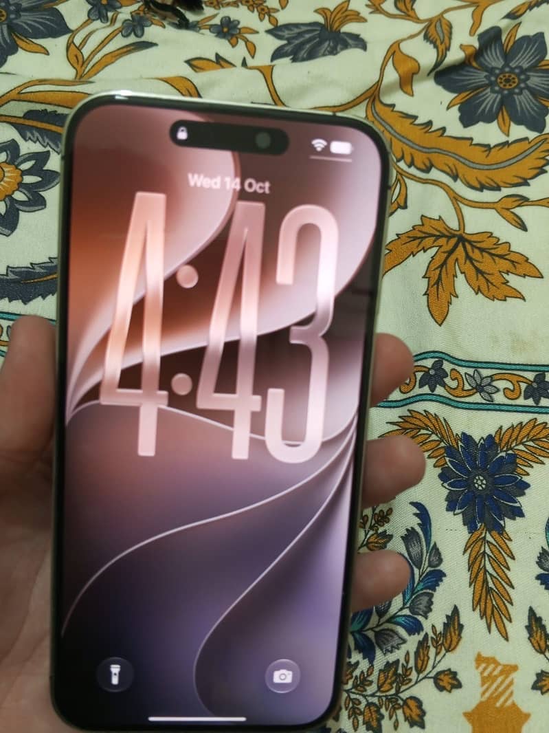 Apple iPhone 14 Pro Max 2