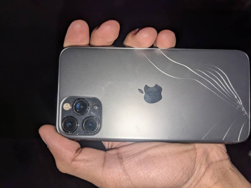 Apple iPhone 11 Pro 0