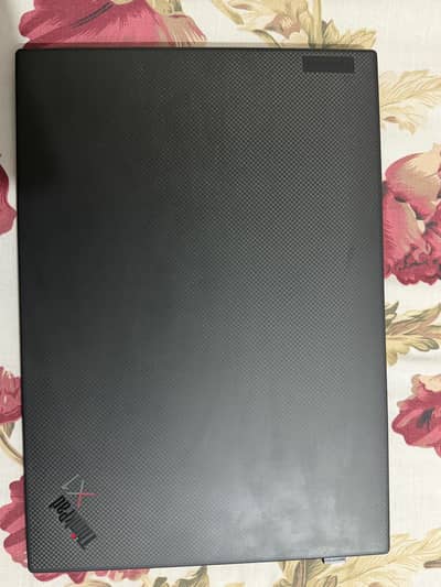 Lenovo x1 carbon i7