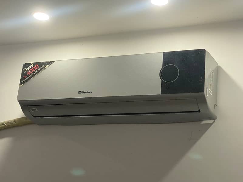 Ac 1.5 ton Dawlance 1