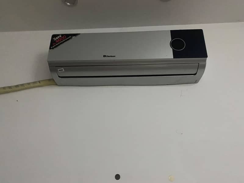 Ac 1.5 ton Dawlance 8
