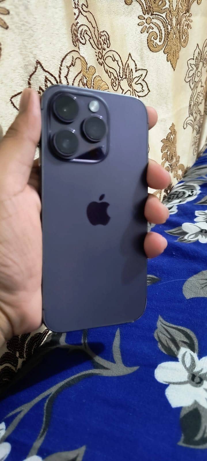 Apple iPhone 14 Pro 2