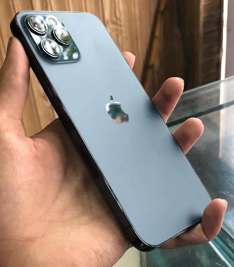 Apple iPhone 11 Pro Max 3