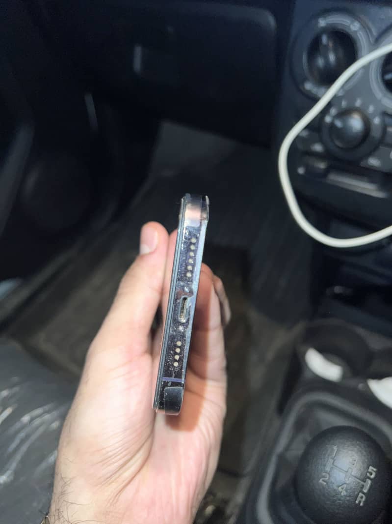 Apple iPhone 14 Pro Max 13