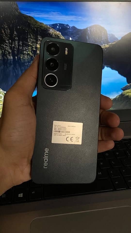 Realme 2