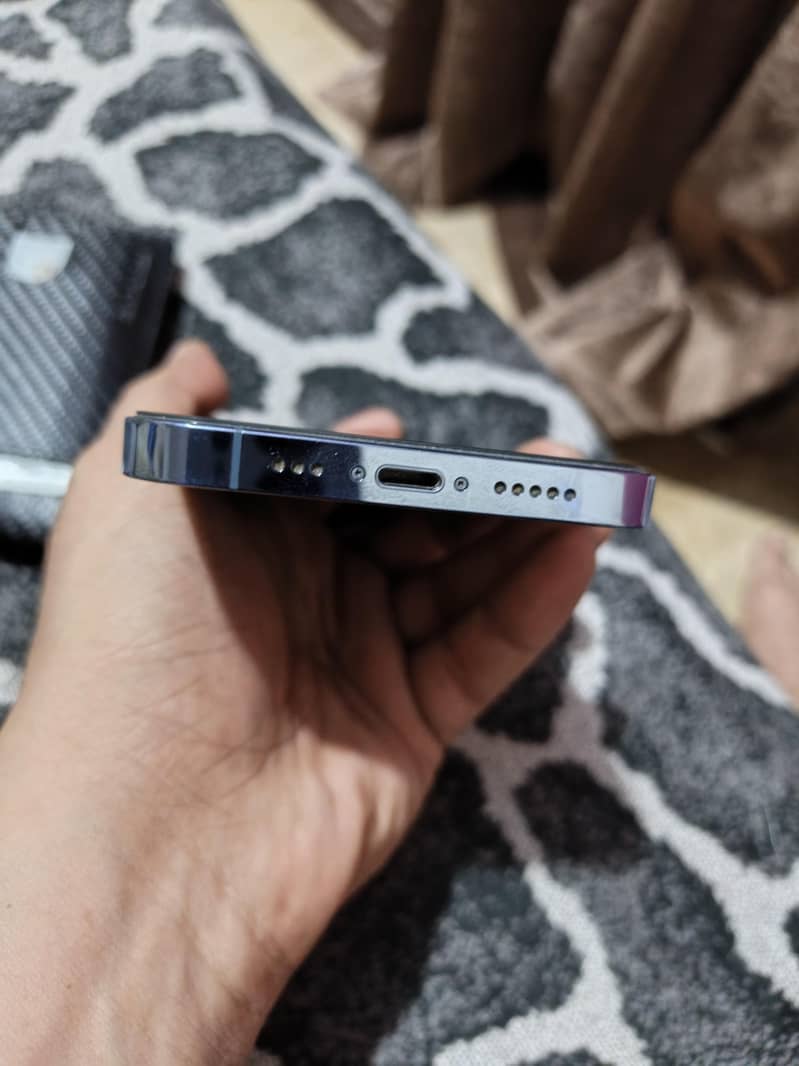 Apple iPhone 13 Pro 3