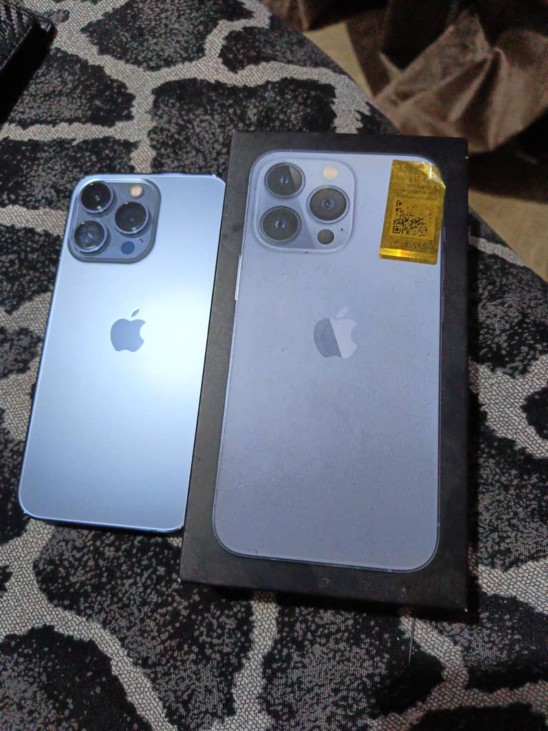 Apple iPhone 13 Pro 8