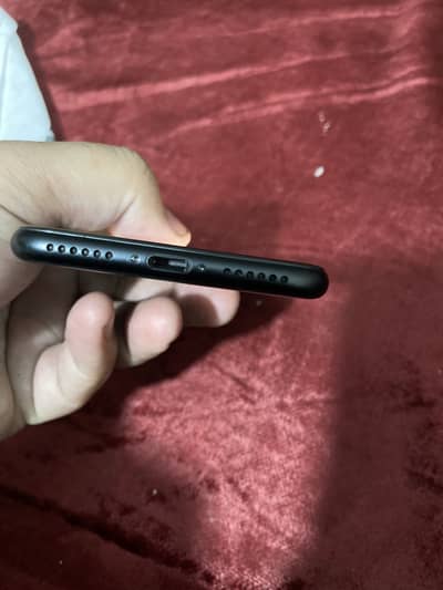 Apple iPhone SE 2020