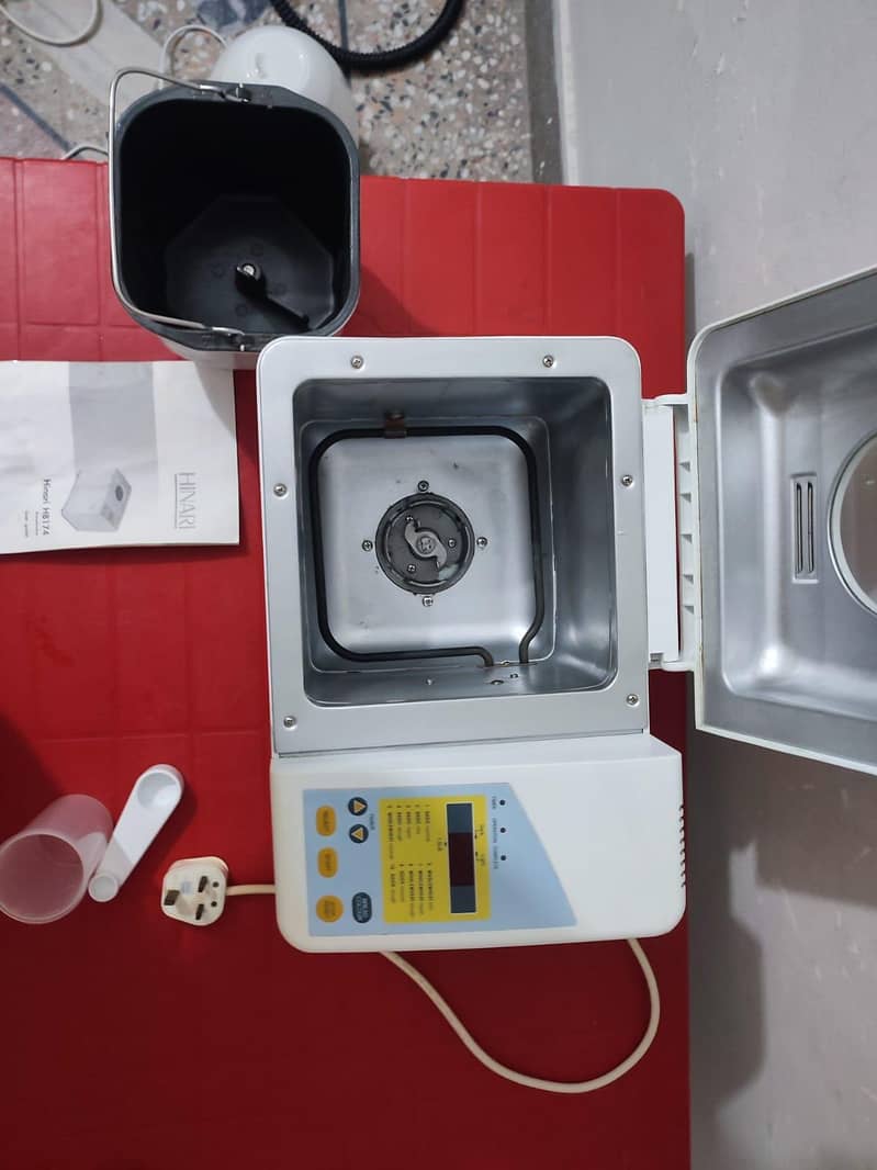 Hinari Homemaker Electric Automatic Breadmaker / Dough Maker 3