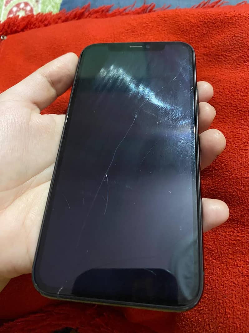 Apple iPhone 11 Pro 1