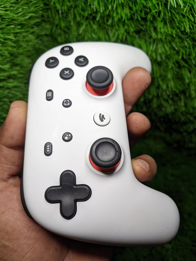 Google Stadia Gaming Controller - Good Condition 2