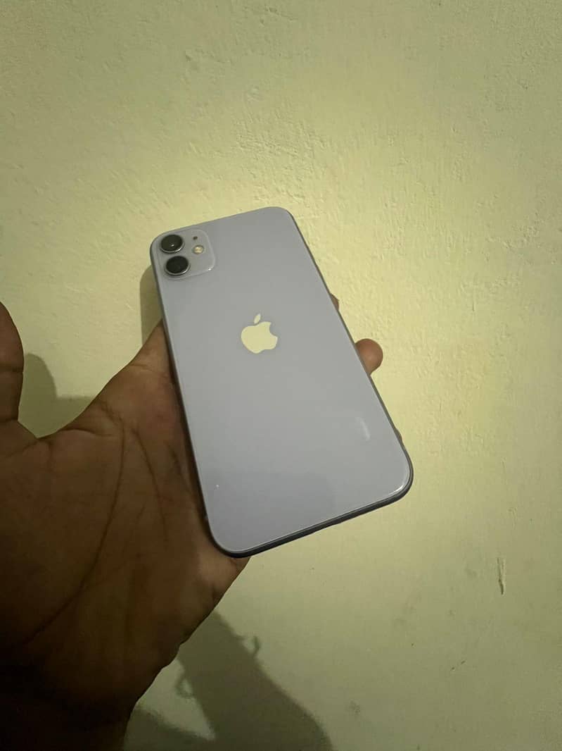 Apple iPhone 11 0
