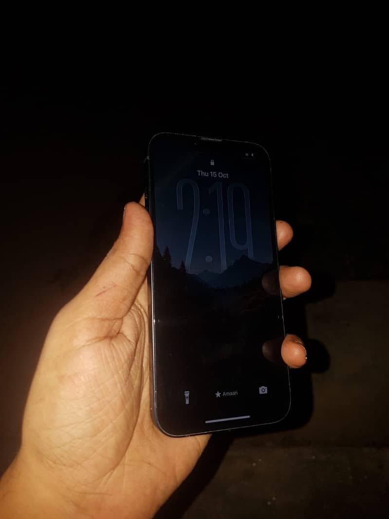 Apple iPhone 13 3