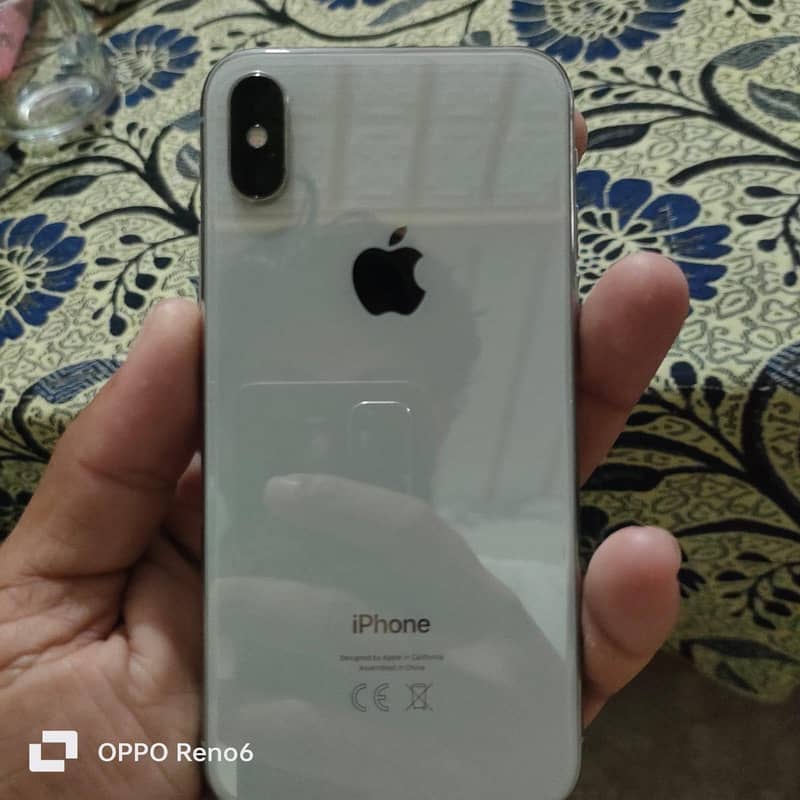 Apple iPhone X 3