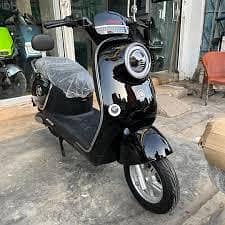 RAMZA AIMA YAARI PLUS brand new scooties available at discounted price
