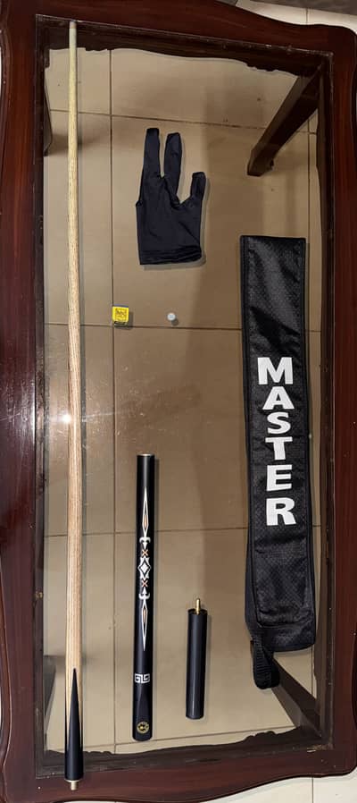 Warika M-1 Snooker Cue with Accessories