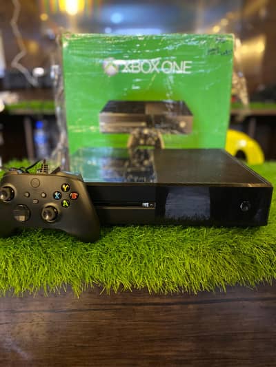XBOX ONE 500GB / 1TB JAILBREAK AND NON JAILBREAK